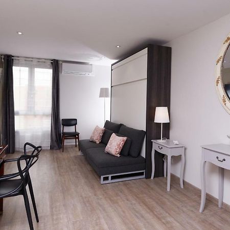At Home In Lyon Bagian luar foto