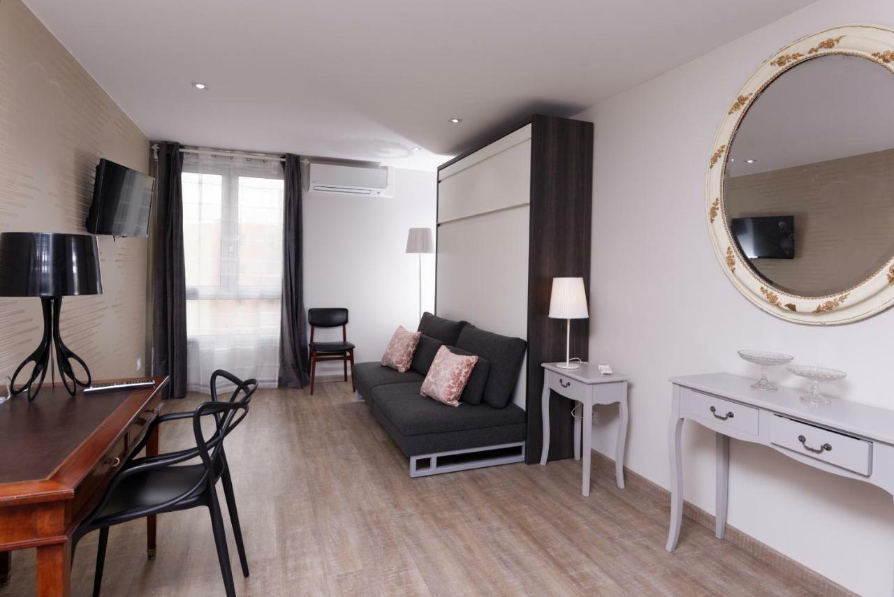 At Home In Lyon Bagian luar foto