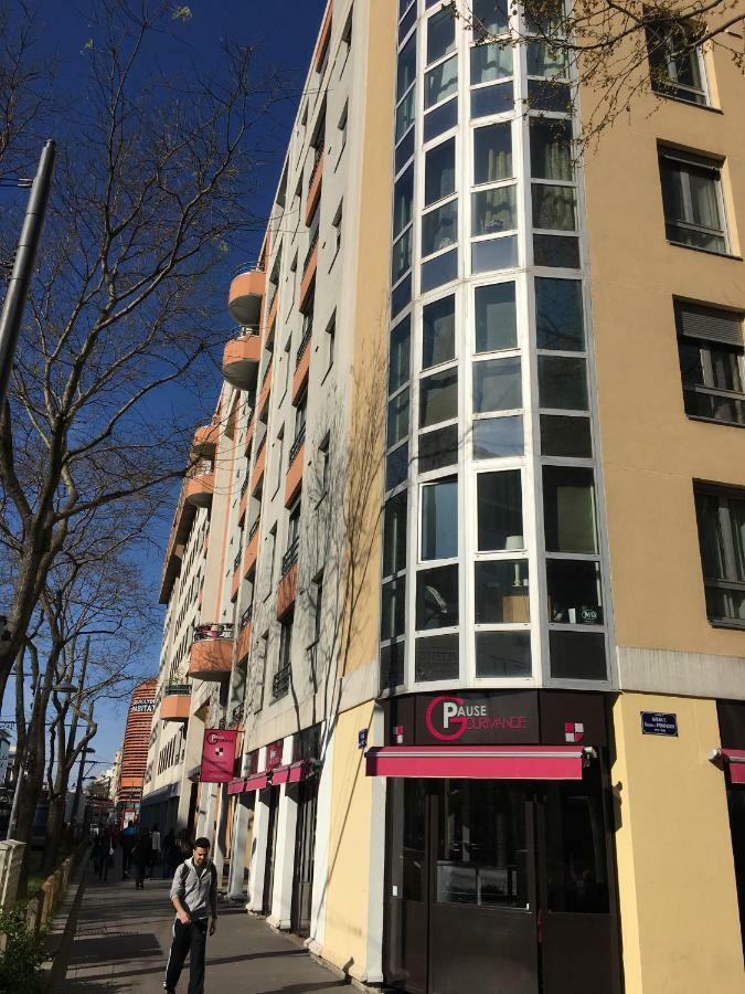 At Home In Lyon Bagian luar foto